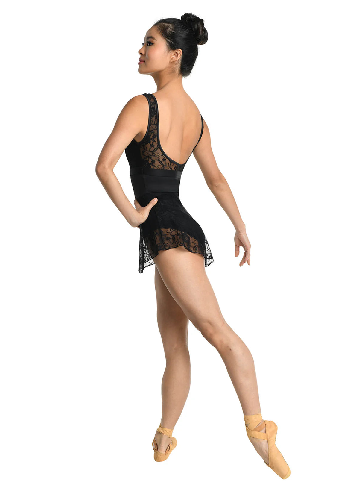 DANZNMOTION - Adult Lace Skirt 23400A