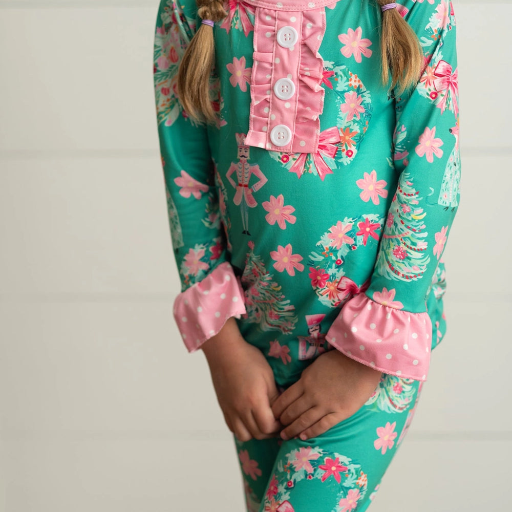 Child Green & Pink Ruffle Nutcracker Comfy Lounge Play Set